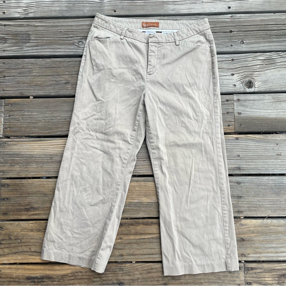 Lee Tan Khaki Capri Pants Women's Size 11/12 medium
